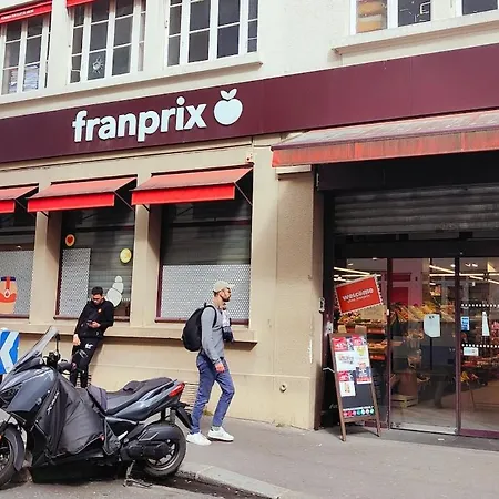T2 Rénové, Calme&lumineux, 17e Appartamento Parigi