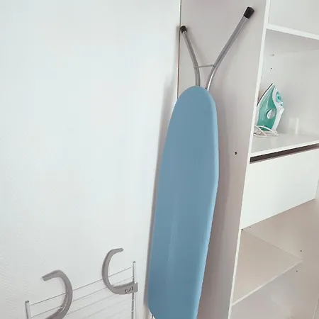T2 Rénové, Calme&lumineux, 17e *