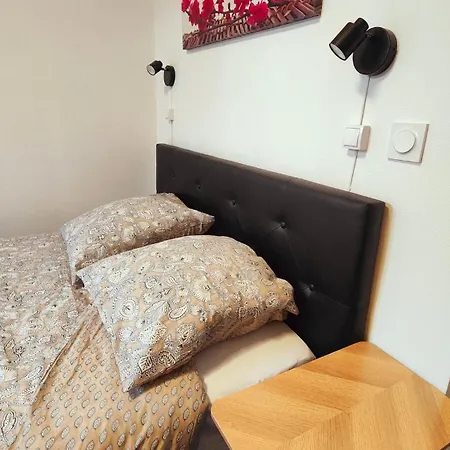 T2 Rénové, Calme&lumineux, 17e Parigi